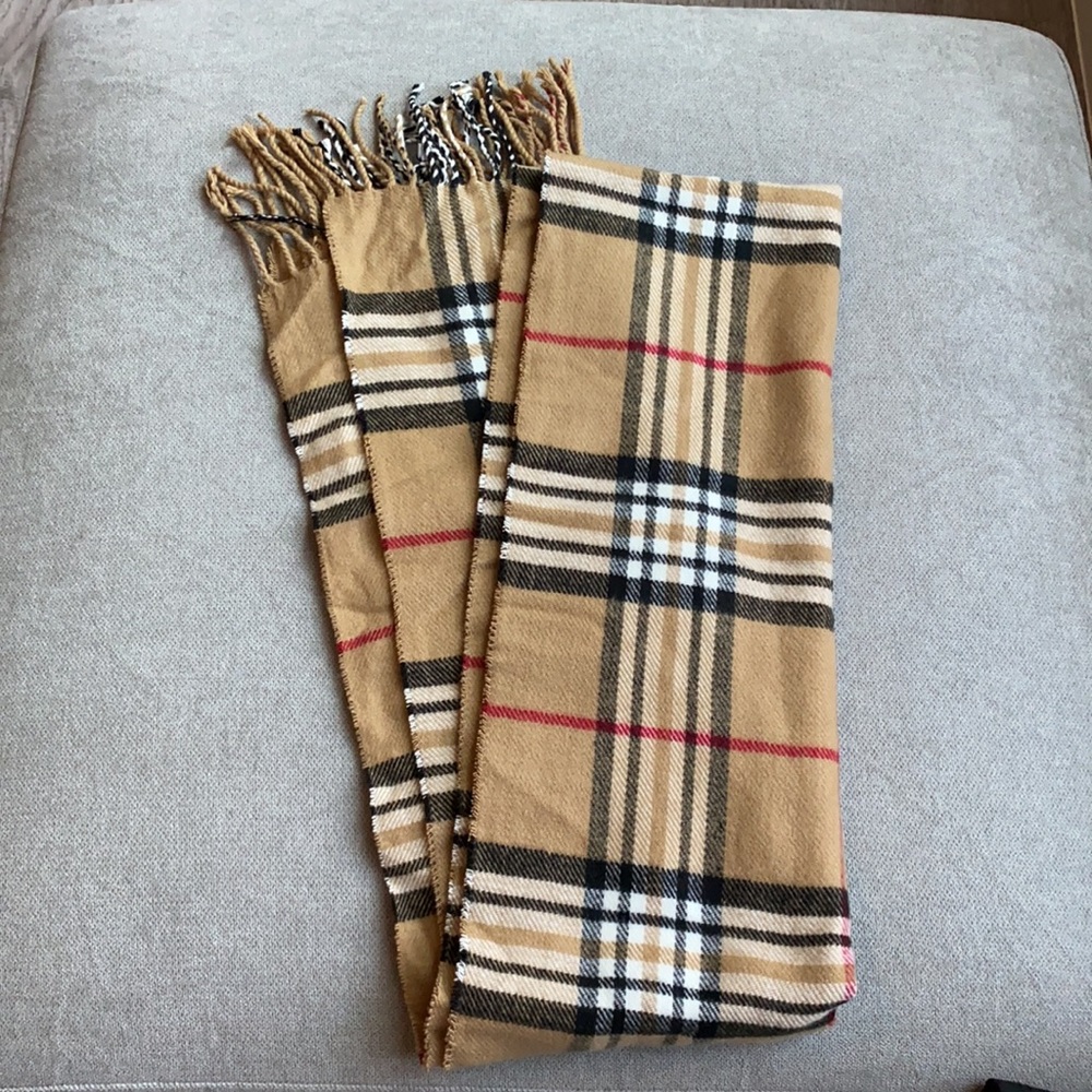 100% Cashmere Scarf